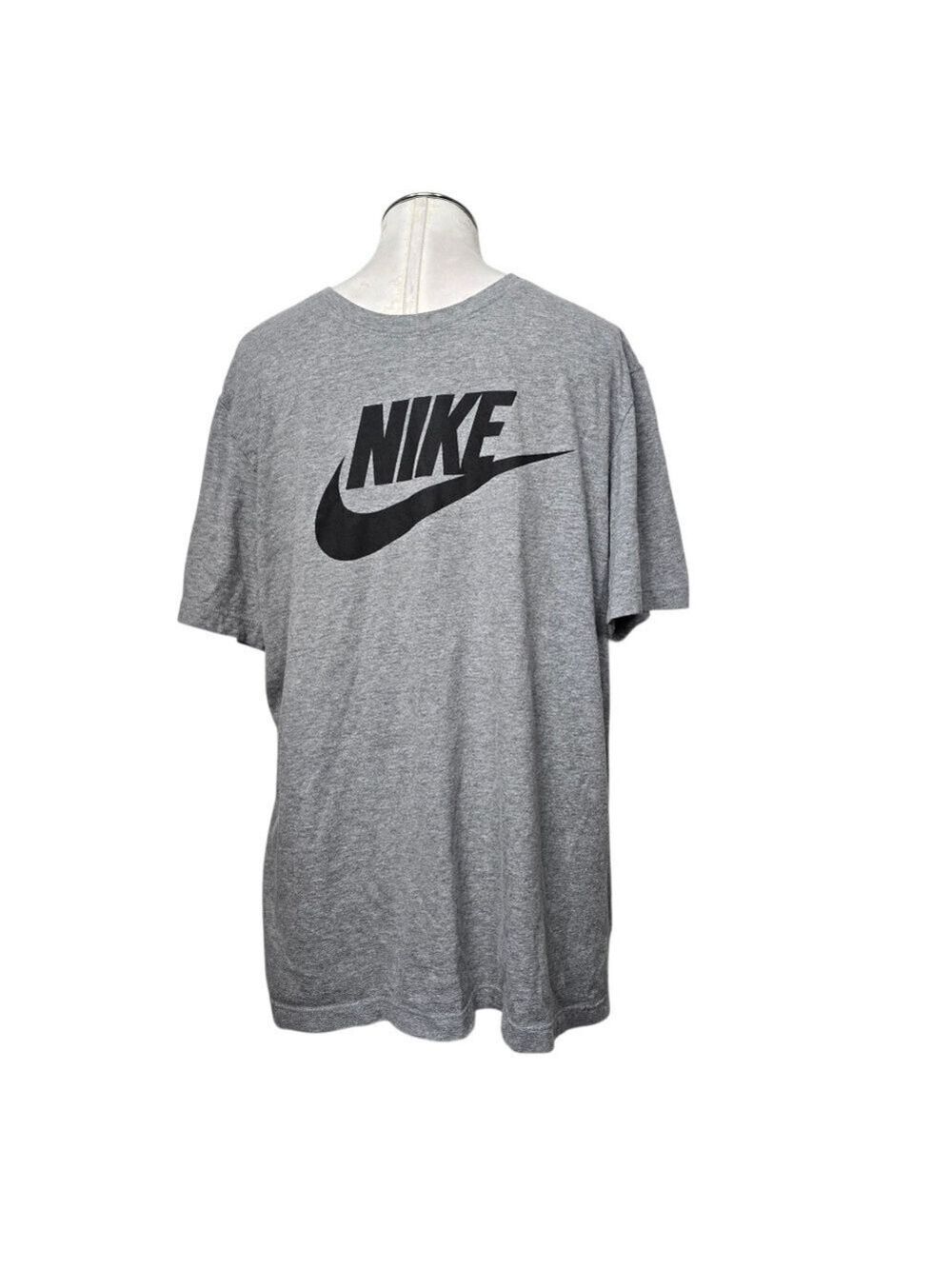 Nike The Nike Tee Gray Black Crewneck Short Sleeves T Shirt L